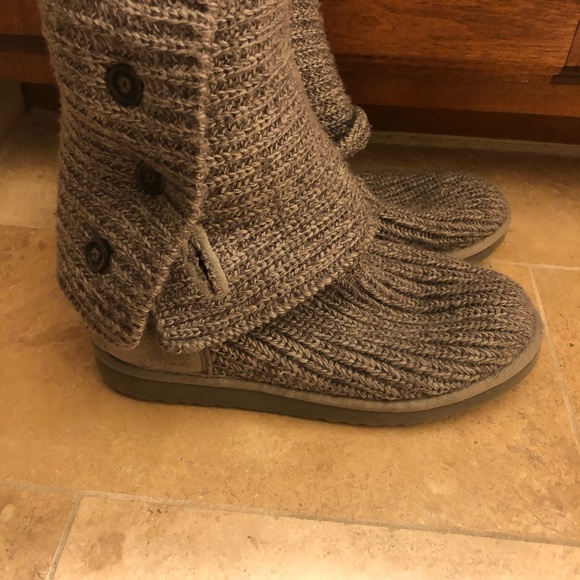 Gray Knit Uggs Size 6 - Picture 2 of 3